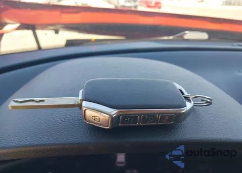 2021 Kia Soul S z USA, uszkodzony, nr VIN KNDJ23AU1M7755527